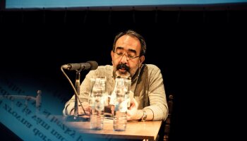 Behçet Çelik Foto: Divý tvor